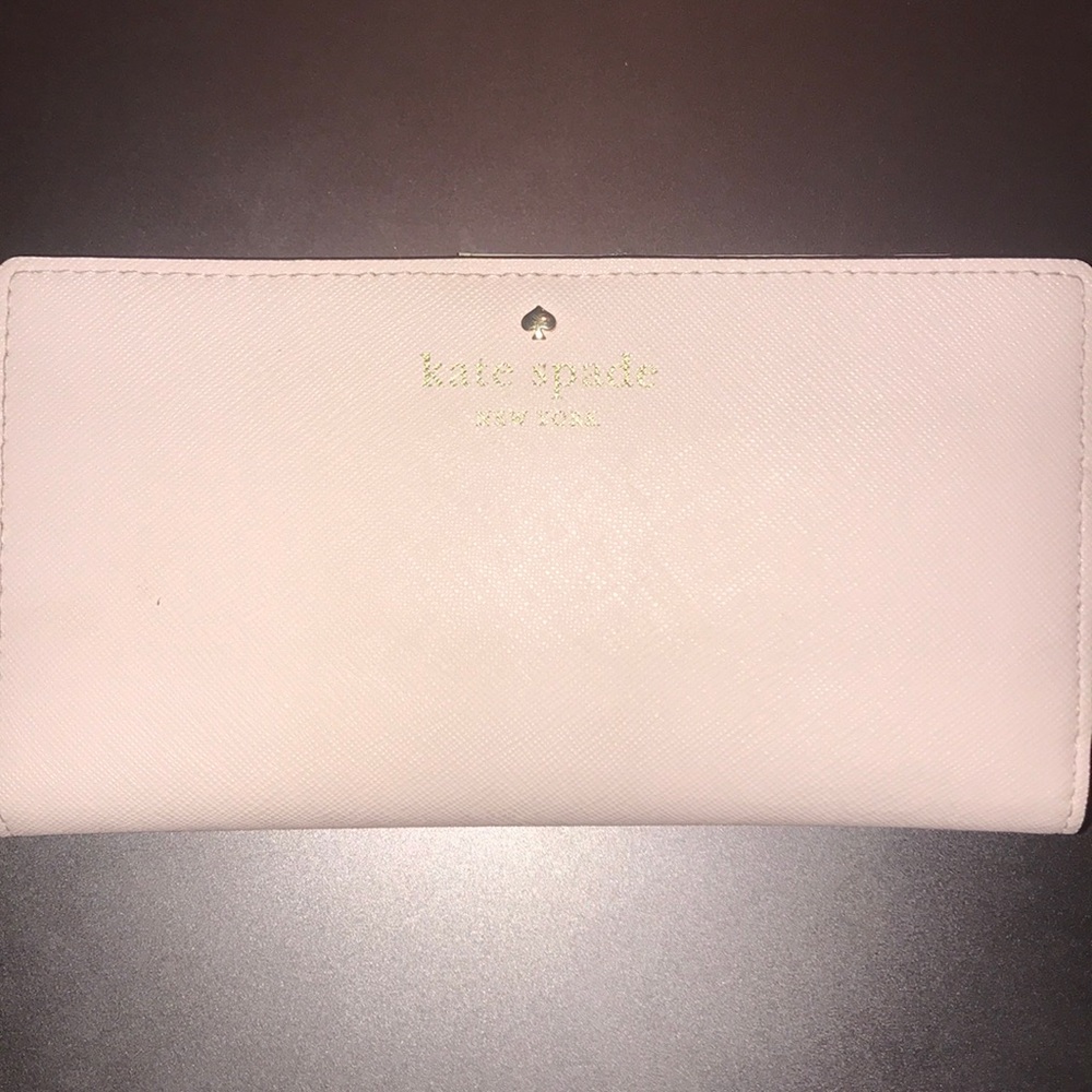 Kate Spade Wallet cameron street stacy